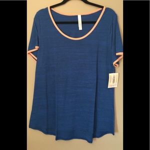 XL LULAROE CLASSIC T